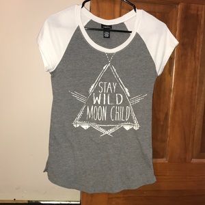 Junior graphic t-shirt